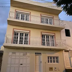 Maison Familiale A Tarrafal. Hébergement de vacances